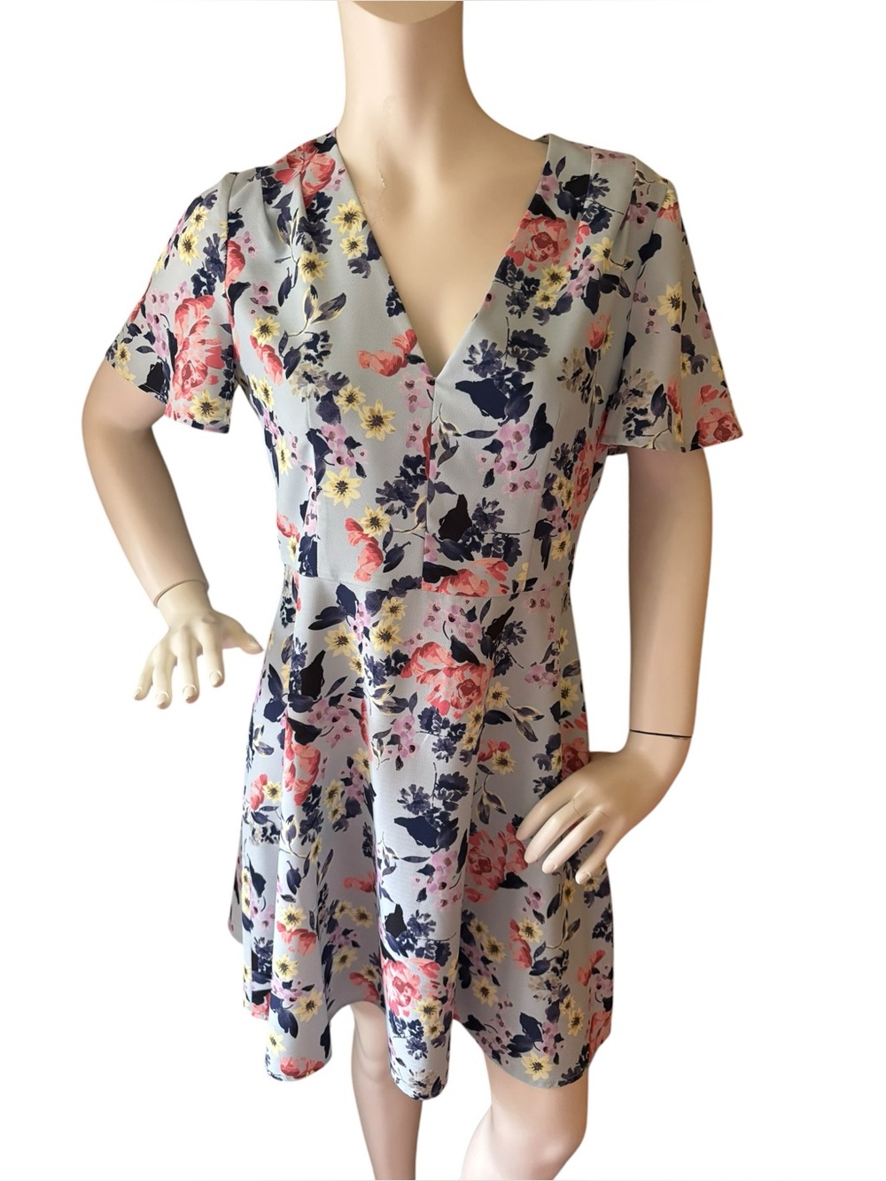 French Connection Armoise light blue floral print crepe flippy dress, 8